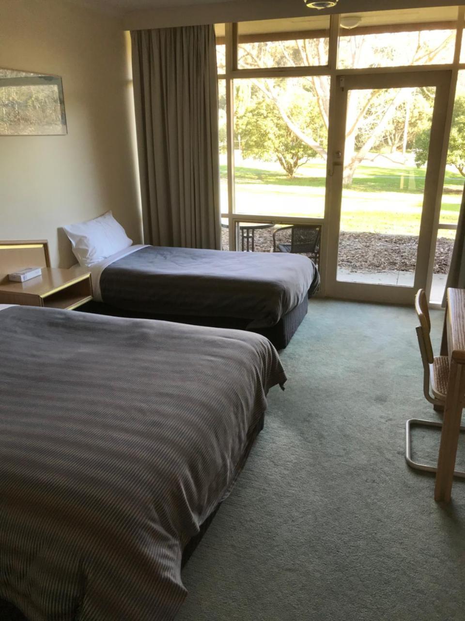 Moe Parklands Motel Екстериор снимка